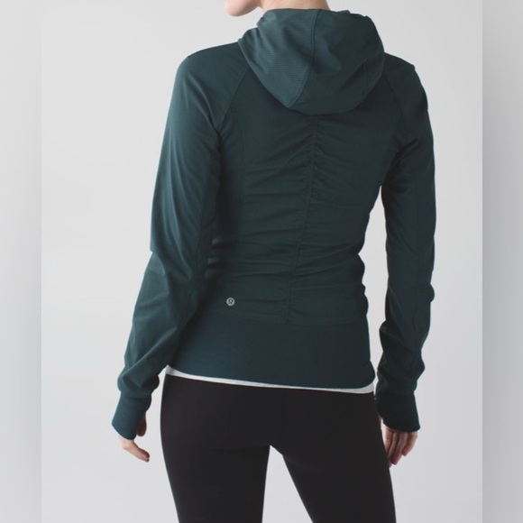 Lululemon In Flux Reversible Jacket- Dark Fuel/ Size 6 - Picture 3 of 13